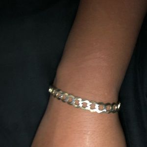 Meet your Posher, Alejandro